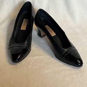 Amalfi Classic Black Heels